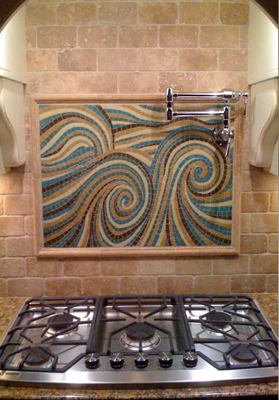 Glass tile mosaic backsplash centerpiece